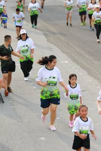 BIB: 226
                            <button type="button" onclick="openModal(3556228)" class="btn btn-primary btn-sm float-right btn-popup" data-toggle="modal" data-target=".modal-high-quality">
                        <i class="fas fa-shopping-cart"></i> Add to Cart
                    </button>
                                            <button type="button" onclick="isThisMe(3556228, true)" class="btn btn-success btn-sm float-right btn-popup btn-isme hidden" data-toggle="tooltip" data-placement="bottom" title="นี่คือรูปของคุณใช่ไหม คลิกที่นี่เพื่อเอาเข้าอัลบั้ม">
                        <i class="fas fa-plus"></i> Add to album
                    </button>
                    <button type="button" onclick="isThisMe(3556228, false)" class="btn btn-warning btn-sm float-right btn-popup btn-isnotme hidden">
                        <i class="fas fa-ban"></i> Remove from album
                    </button>